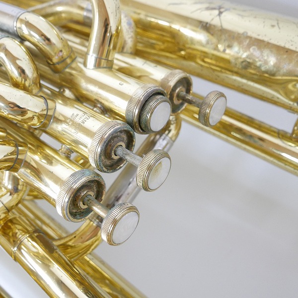 実際に弊社で買取させて頂いた★【ジャンク】YAMAHA/ヤマハ YBB321Ⅱ チューバ ハードケース付の画像 4枚目