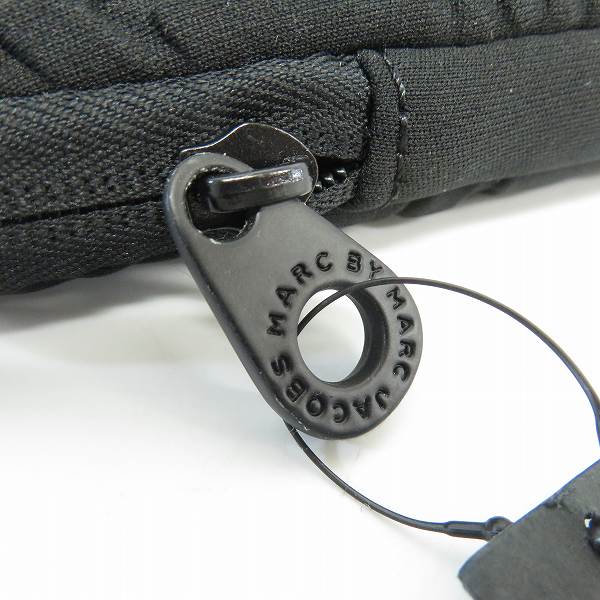 実際に弊社で買取させて頂いた【未使用】MARC BY MARC JACOBS/マークバイマークジェイコブス PC タブレットケース 横型 ブラック M6PE023の画像 6枚目