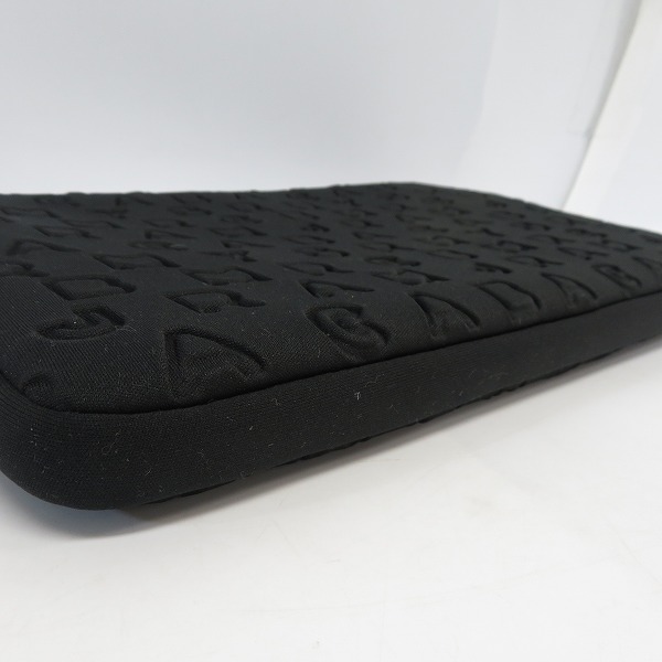 実際に弊社で買取させて頂いた【未使用】MARC BY MARC JACOBS/マークバイマークジェイコブス PC タブレットケース 横型 ブラック M6PE023の画像 2枚目