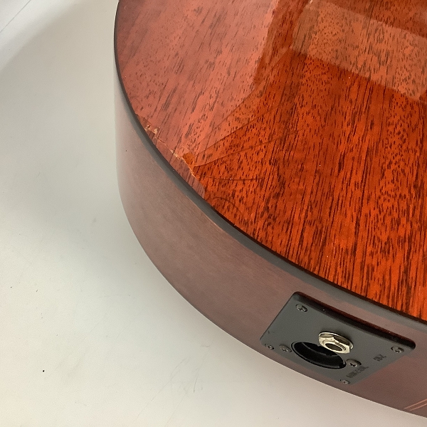 実際に弊社で買取させて頂いた★【難あり】Epiphone/エピフォン VALENCIA-CE AN ヴァレンシア エレガット ピックアップ付 クラシックギターの画像 8枚目