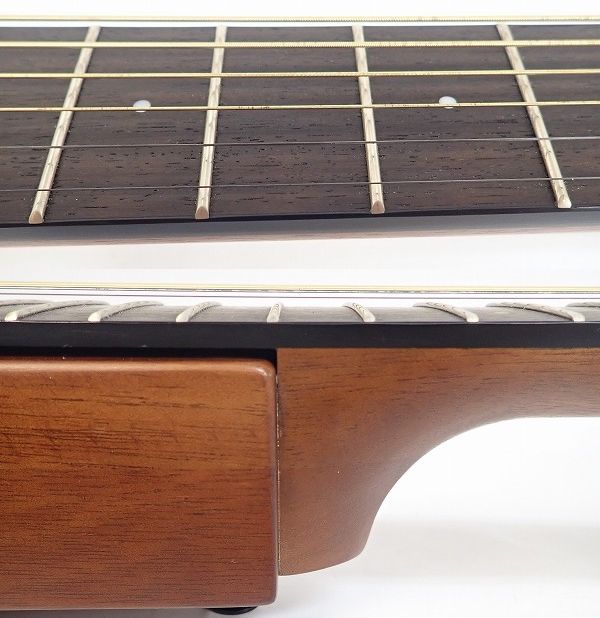 実際に弊社で買取させて頂いた★YAMAHA/ヤマハ SLG200S NT サイレントギター ACアダプター付き 専用ソフトケース付 の画像 3枚目