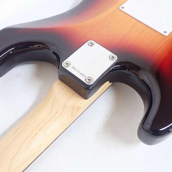 実際に弊社で買取させて頂いた★BUSKER'S/バスカーズ Run For The Future BST-3H ストラトキャスターType ソフトケース付の画像 8枚目