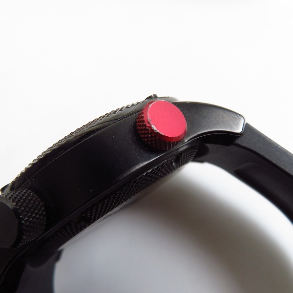 実際に弊社で買取させて頂いたBURBERRY SPORT/バーバリースポーツ 200M ラバーベルト 腕時計【動作未確認】の画像 5枚目