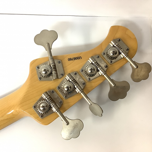 実際に弊社で買取させて頂いた★Bacchus/バッカス Universe Series 5弦 アクティブ エレキベースの画像 2枚目