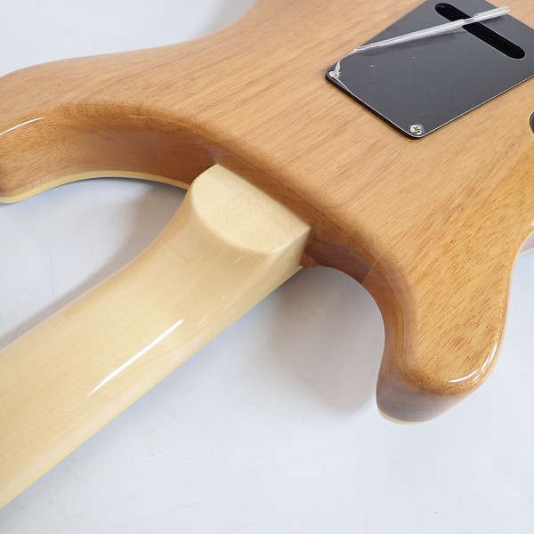 実際に弊社で買取させて頂いた★【美品】PRS/Paul Reed Smith/ポールリードスミス SE Custom 24 バードインレイ タップスイッチ搭載 ギグケース付 の画像 8枚目