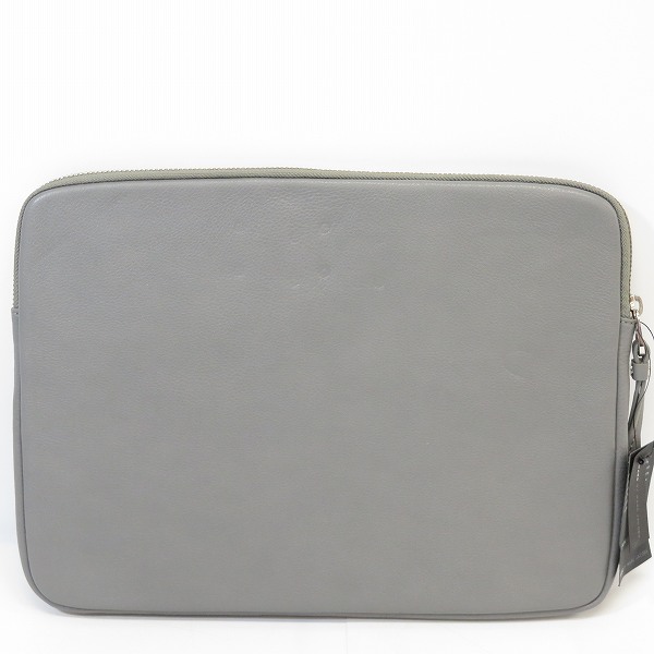 実際に弊社で買取させて頂いた【未使用】MARC BY MARC JACOBS/マークバイマークジェイコブス  レザー PC タブレットケース グレー M6134000の画像 1枚目