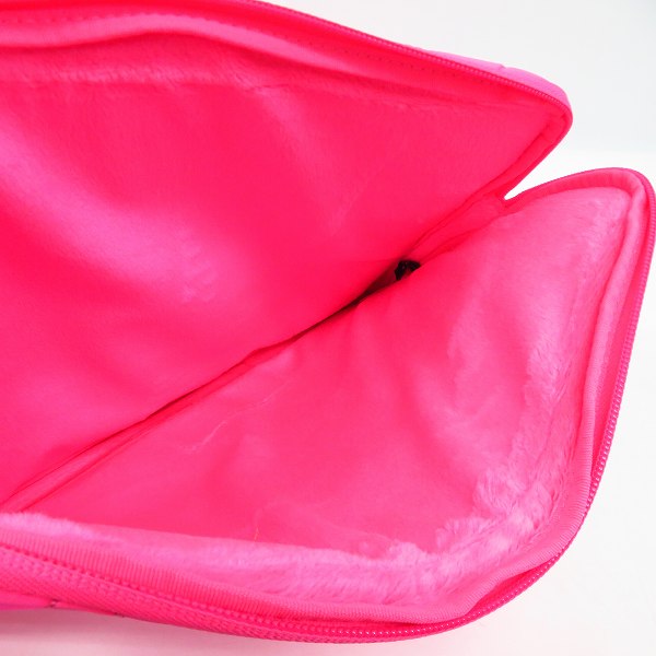 実際に弊社で買取させて頂いた【未使用】MARC BY MARC JACOBS/マークバイマークジェイコブス クラッチバッグ/タブレットケース M6131071/M0003115 2点セットの画像 3枚目