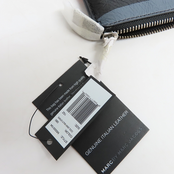 実際に弊社で買取させて頂いた【未使用】MARC BY MARC JACOBS/マークバイマークジェイコブス ミニクラッチバッグ M0005194/M6131017/2点セットの画像 4枚目