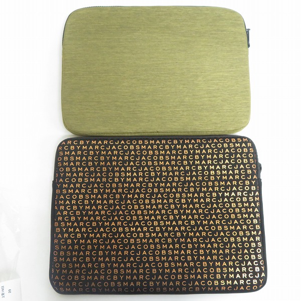 実際に弊社で買取させて頂いた【未使用】MARC BY MARC JACOBS/マークバイマークジェイコブス クラッチバッグ/タブレットケース M0003985/M0003210 2点セットの画像 1枚目