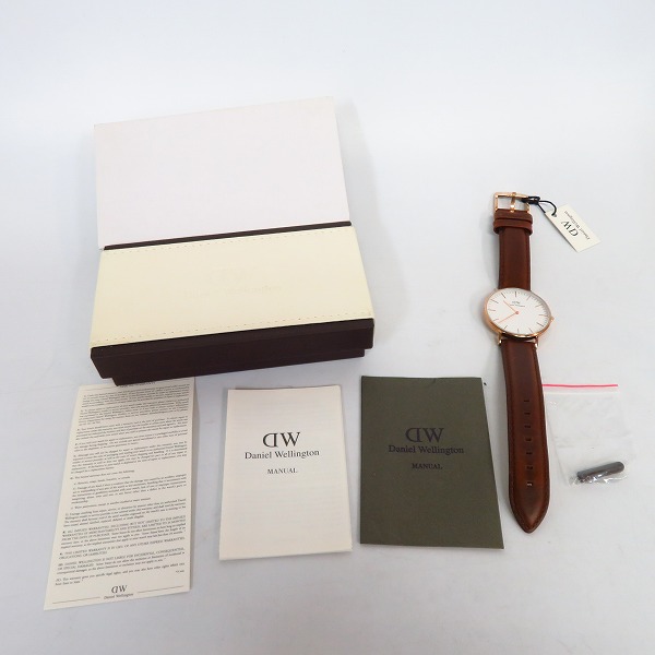 実際に弊社で買取させて頂いたDaniel Wellington/ダニエルウェリントン CLASSIC ST ANDREWS St MAWES 36mm 腕時計の画像 4枚目