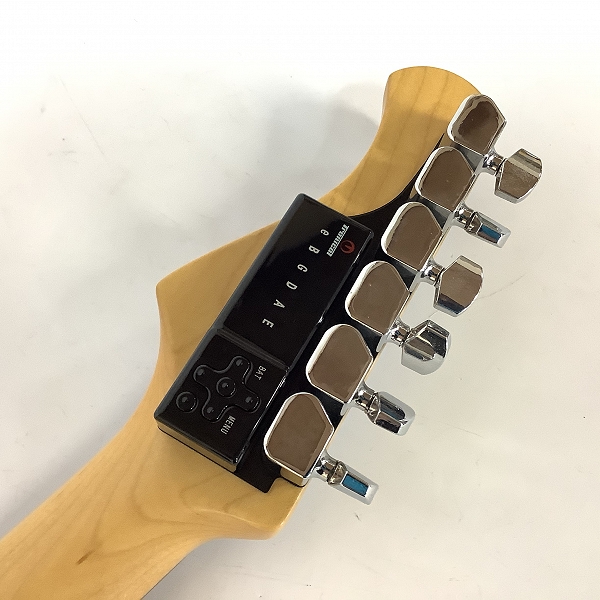 実際に弊社で買取させて頂いた★Bacchus/バッカス BST-TTC CAR ストラトタイプ エレキギター 自動チューニングシステム搭載 ソフトケース付きの画像 2枚目