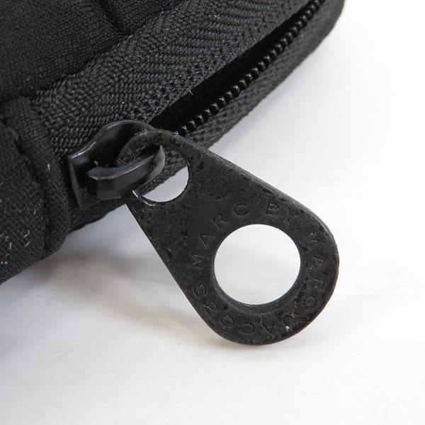実際に弊社で買取させて頂いた【未使用】MARC BY MARC JACOBS/マークバイマークジェイコブス PC タブレットケース 縦型 ブラック M6PE024の画像 6枚目