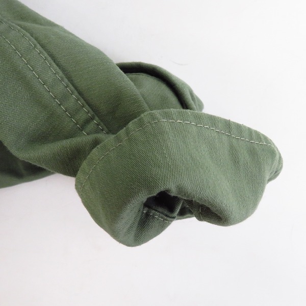 実際に弊社で買取させて頂いたATMOS LAB/アトモス PULLOVER HOODED SHIRT OLIVE プルオーバー フーデッドシャツ AL19F-TP02 XLの画像 4枚目