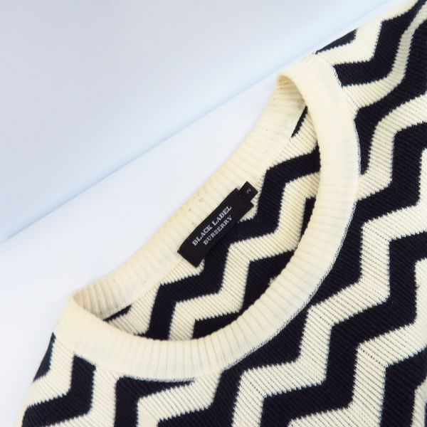 実際に弊社で買取させて頂いたBURBERRY/バーバリー ブラックレーベル 幾何学 ニット/セーター D1N15-114-29/2の画像 4枚目