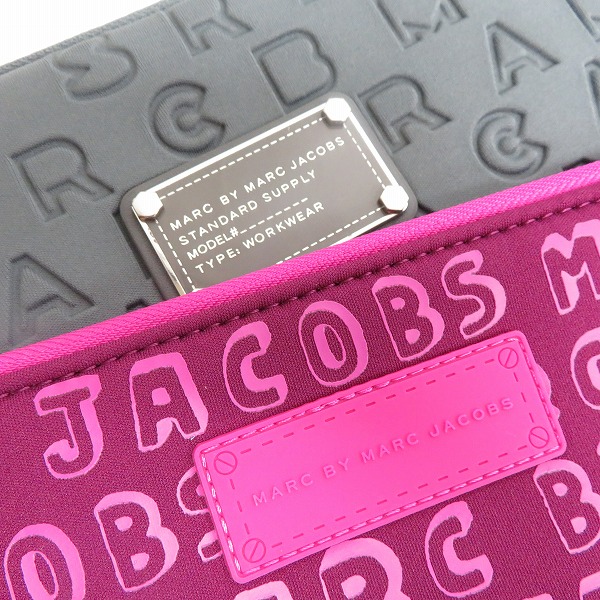 実際に弊社で買取させて頂いた【未使用】MARC BY MARC JACOBS/マークバイマークジェイコブス クラッチバッグ/タブレットケース M0002300/M6PE020 2点セットの画像 3枚目