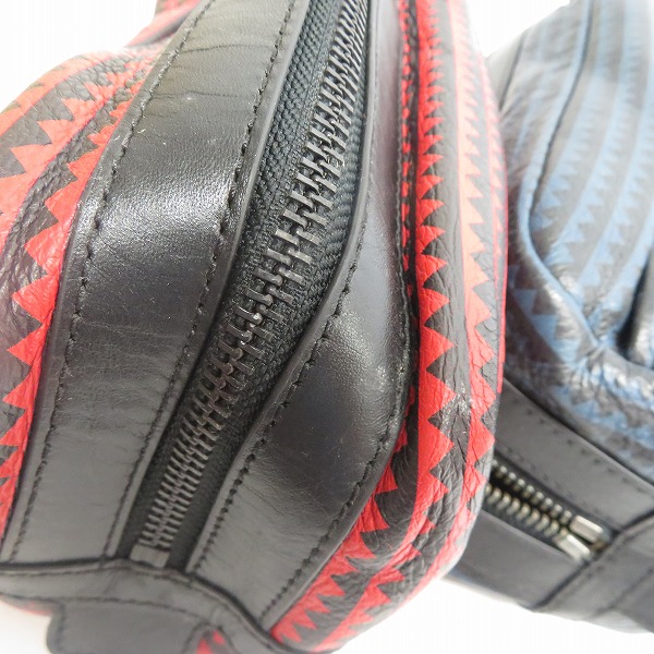 実際に弊社で買取させて頂いた【未使用】MARC BY MARC JACOBS/マークバイマークジェイコブス ポーチ/ハンドバッグ M0003962 2点セットの画像 6枚目