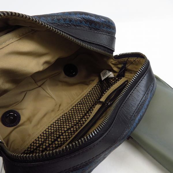 実際に弊社で買取させて頂いた【未使用】MARC BY MARC JACOBS/マークバイマークジェイコブス ポーチ/ハンドバッグ レッド/ブルー M0003962 2点セットの画像 4枚目