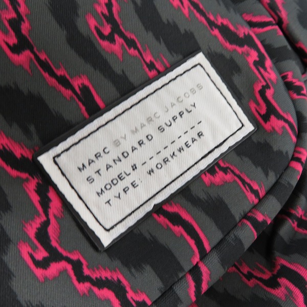 実際に弊社で買取させて頂いたMARC BY MARC JACOBS/マークバイマークジェイコブス リュックサック M0005677の画像 7枚目