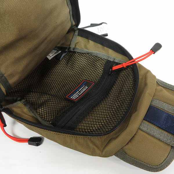 実際に弊社で買取させて頂いたMARC BY MARC JACOBS/マークバイマークジェイコブス ボディバッグ M0006948の画像 4枚目