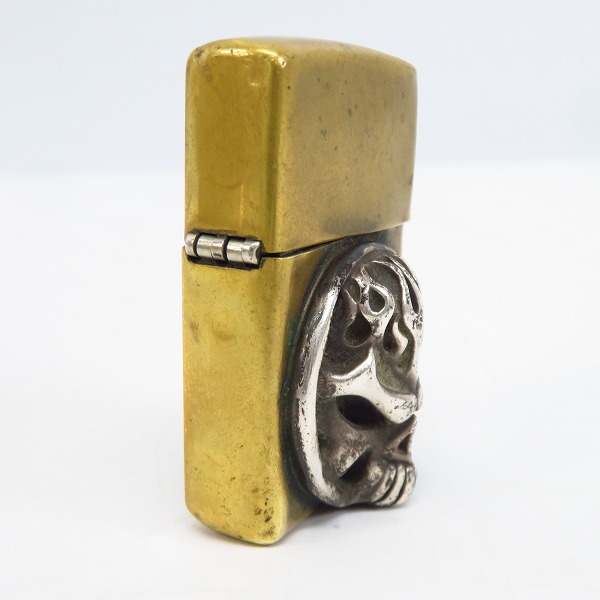 実際に弊社で買取させて頂いたTRAVIS WALKER/トラヴィスワーカー ZIPPO/ジッポー ブラス フレイムスカル/サイドロゴ メタル貼り 2008年製の画像 2枚目