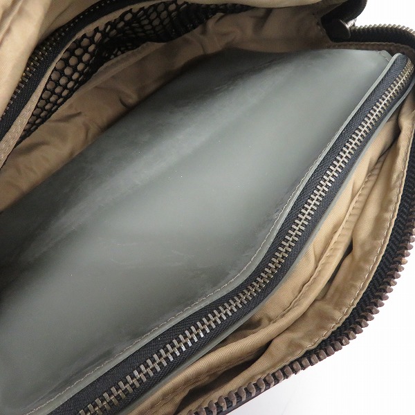 実際に弊社で買取させて頂いた【未使用】MARC BY MARC JACOBS/マークバイマークジェイコブス ポーチ/ハンドバッグ M0003962 3点セットの画像 5枚目