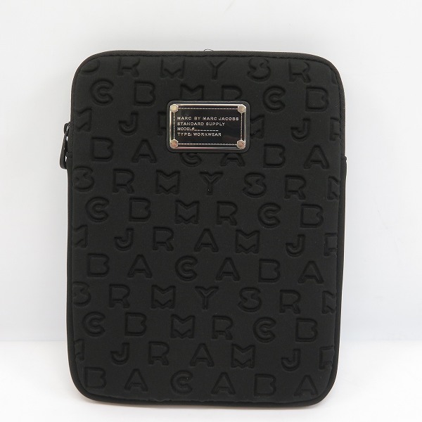 実際に弊社で買取させて頂いた【未使用】MARC BY MARC JACOBS/マークバイマークジェイコブス PC タブレットケース 縦型 ブラック M6PE024