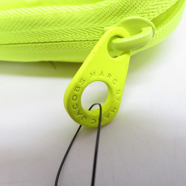 実際に弊社で買取させて頂いた【未使用】MARC BY MARC JACOBS/マークバイマークジェイコブス クラッチバッグ/タブレットケース M6131060/M0003214 2点セットの画像 7枚目