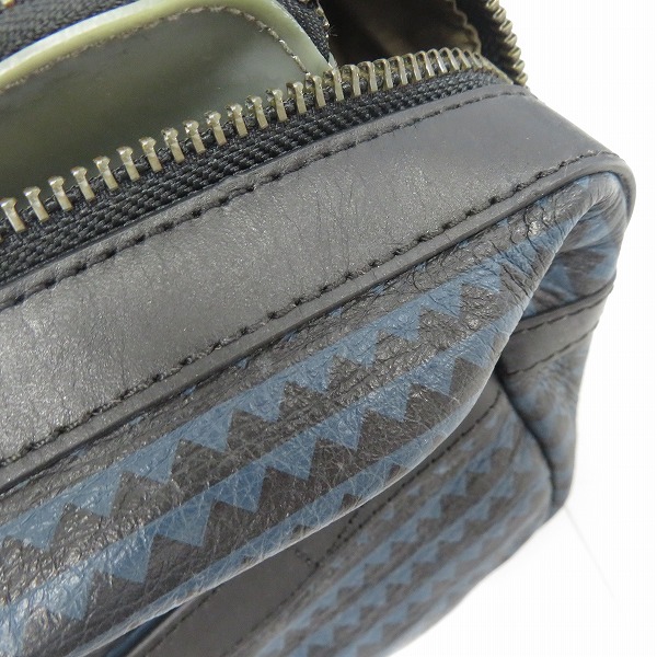 実際に弊社で買取させて頂いた【未使用含む】MARC BY MARC JACOBS/マークバイマークジェイコブス ポーチ/ハンドバッグ M0003962 2点セットの画像 6枚目