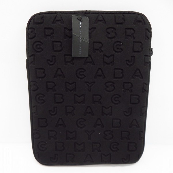 実際に弊社で買取させて頂いた【未使用】MARC BY MARC JACOBS/マークバイマークジェイコブス PC タブレットケース 縦型 ブラック M6PE024の画像 1枚目