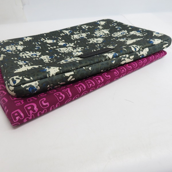 実際に弊社で買取させて頂いた【未使用】MARC BY MARC JACOBS/マークバイマークジェイコブス クラッチバッグ/タブレットケース M0001053A/M0002300 2点セットの画像 2枚目