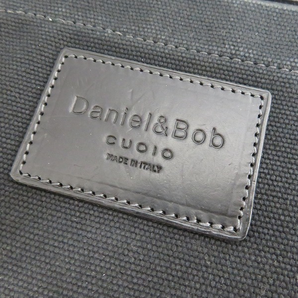 実際に弊社で買取させて頂いたDaniel&Bob/ダニエル＆ボブ レザー ラウンドジップ クラッチバッグの画像 4枚目