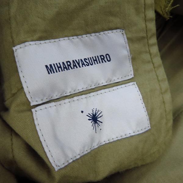 実際に弊社で買取させて頂いたMIHARAYASUHIRO/ミハラヤスヒロ ストレッチパンツ カーキ系 62292152/40の画像 2枚目