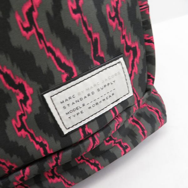 実際に弊社で買取させて頂いた【未使用】MARC BY MARC JACOBS/マークバイマークジェイコブス リュックサック M0005677の画像 3枚目