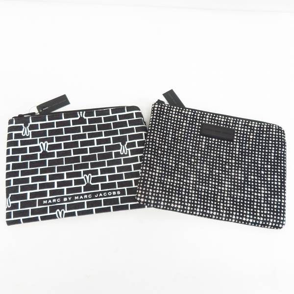 実際に弊社で買取させて頂いた【未使用】MARC BY MARC JACOBS/マークバイマークジェイコブス ミニクラッチ/ポーチ M0001929/M6134043 2点セット