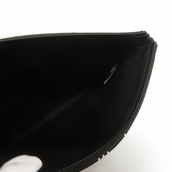 実際に弊社で買取させて頂いた【未使用】MARC BY MARC JACOBS/マークバイマークジェイコブス クラッチバッグ/タブレットケース M0001929/M0004631 2点セットの画像 3枚目