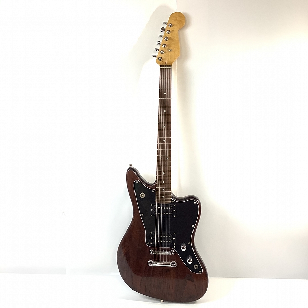 実際に弊社で買取させて頂いた★メーカー不明 詳細不明 ジャガー シェイプ エレキギター Bacchus製ソフトケース付き