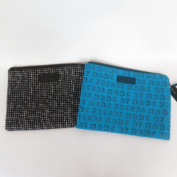 実際に弊社で買取させて頂いた【未使用】MARC BY MARC JACOBS/マークバイマークジェイコブス ミニクラッチ/ポーチ M6134043/M0002469B 2点セット