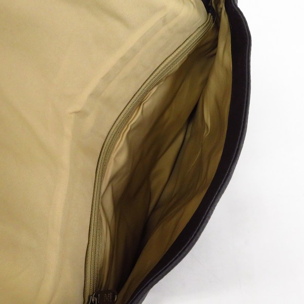 実際に弊社で買取させて頂いたMARC BY MARC JACOBS/マークバイマークジェイコブス 2way レザーショルダーバッグ M4PE1002の画像 4枚目