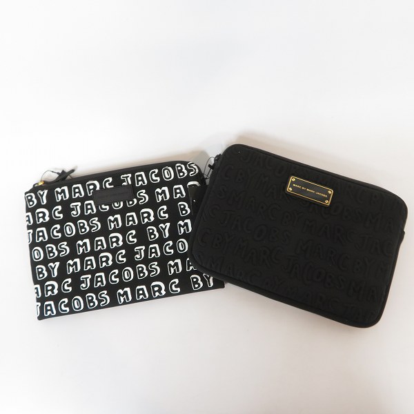 実際に弊社で買取させて頂いた【未使用】MARC BY MARC JACOBS/マークバイマークジェイコブス ミニクラッチ/ポーチ M0002302/M0003463/2点セット