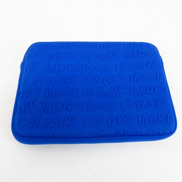 実際に弊社で買取させて頂いたMARC BY MARC JACOBS/マークバイマークジェイコブス PC タブレットケース 横型 ブルー M0003462の画像 1枚目