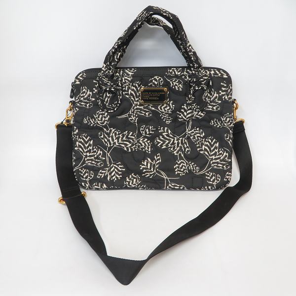 実際に弊社で買取させて頂いた【未使用含む】MARC BY MARC JACOBS/マークバイマークジェイコブス PC タブレットケース M0001500A/M0001499A 2点セットの画像 2枚目