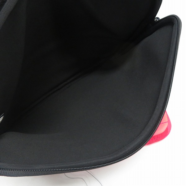 実際に弊社で買取させて頂いた【未使用】MARC BY MARC JACOBS/マークバイマークジェイコブス クラッチバッグ/タブレットケース M6131040/M0001053A 2点セットの画像 6枚目