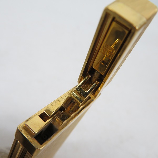 実際に弊社で買取させて頂いたGIVENCHY/ジバンシー 1700 ガスライター ゴールド加工の画像 4枚目