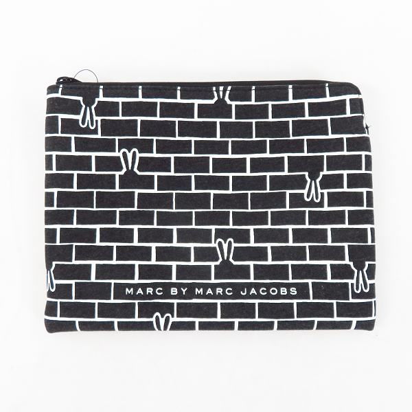 実際に弊社で買取させて頂いた【未使用】MARC BY MARC JACOBS/マークバイマークジェイコブス ミニクラッチ/ポーチ M0001929/M6134043 2点セットの画像 1枚目