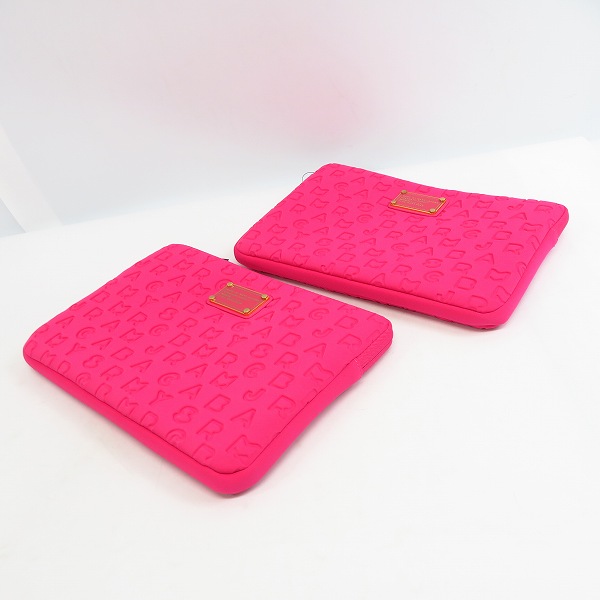 実際に弊社で買取させて頂いた【未使用】MARC BY MARC JACOBS/マークバイマークジェイコブス PC/タブレットケース M6131024 2点セットの画像 2枚目