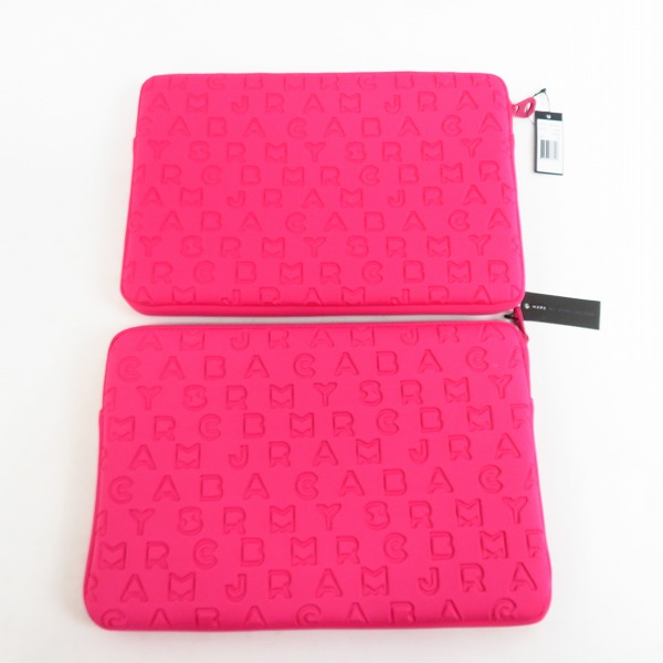 実際に弊社で買取させて頂いた【未使用】MARC BY MARC JACOBS/マークバイマークジェイコブス PC/タブレットケース M6131024 2点セットの画像 1枚目