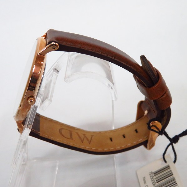 実際に弊社で買取させて頂いたDaniel Wellington/ダニエルウェリントン CLASSIC ST ANDREWS St MAWES 36mm 腕時計の画像 1枚目