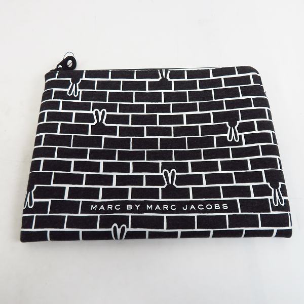 実際に弊社で買取させて頂いた【未使用】MARC BY MARC JACOBS/マークバイマークジェイコブス ミニクラッチ/ポーチ M6134043/M0001929 2点セットの画像 2枚目