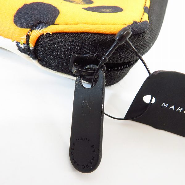 実際に弊社で買取させて頂いたMARC BY MARC JACOBS/マークバイマークジェイコブス ミニクラッチ/ポーチ M0005947/M0002308/M0005937 3点セットの画像 6枚目