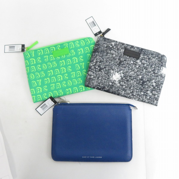 実際に弊社で買取させて頂いた【未使用】MARC BY MARC JACOBS/マークバイマークジェイコブス ミニクラッチ/ポーチ M0003982/M0002308/M0002302A 3点セット
